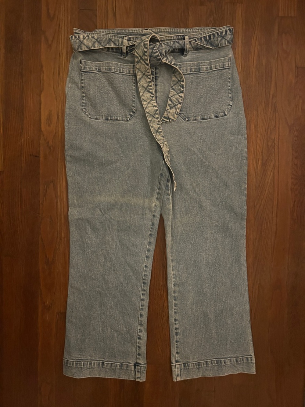 Cleobella High-Waist Light Blue Washed Women’s Jeans with Tie Belt